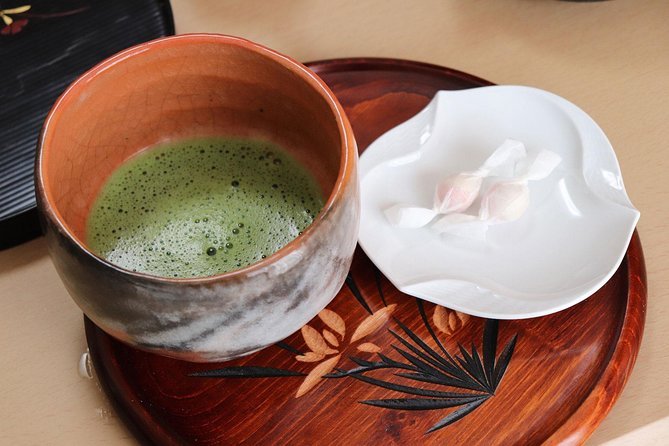 Sushi or Obanzai Cooking and Matcha With a Kyoto Native in Her Home - Traditional Obanzai Cuisine in Kyoto Home