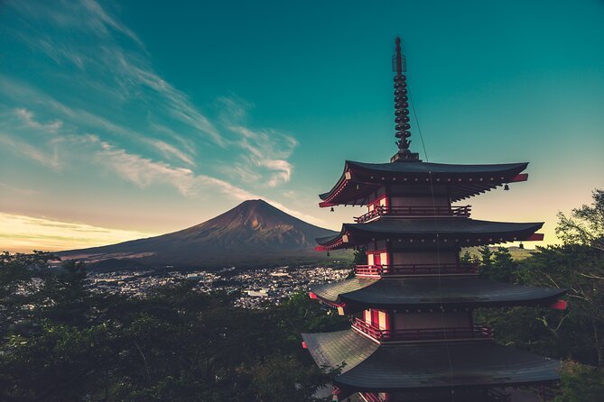 MOUNT FUJI And Hakone Sightseeing Adventure With Guide - Positive Feedback for the Guide