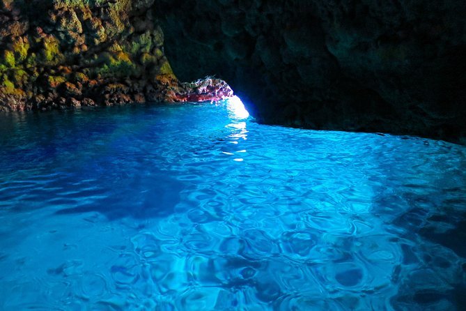 [Okinawa Blue Cave] Snorkeling and Easy Boat Holding! Private System Very Satisfied With the Beautif - Additional Details and Policies